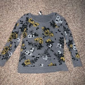 Light weight floral sweater